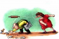 মেয়েদের পিছনে ছেলেদের আত্মত্যাগ 