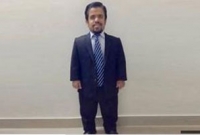 এক দেড় ফুটি মানুষের অসাধারণ গপ্প