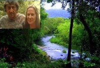 হিংস্র পশুদের অভয়ারণ্যে দম্পতির বসবাস