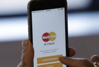 এবার অনলাইন মার্কেটিংয়েও সেলফি’র ভূত!