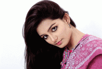 বর্ষাকালে চুল সুন্দর রাখার ৫টি সহজ উপায়