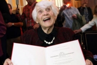 ১০২ বছর বয়সে ডক্টরেট ডিগ্রি!