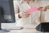 গোলাপি চিঠির রহস্য এবং ফেলুদার ব্যর্থতা