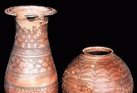 সম্মান জানাতে নারীর কবরে দেয়া হতো মাটির পাত্র!