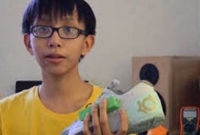 জুতায় হবে ফোন চার্জ! 