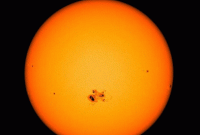 সূর্যের গায়ে বৃহত্তম কলঙ্কের সন্ধান 