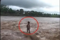 মৃত্যুকে ভয় পেল না ২ বছরের শিশু