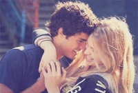 নারীকে প্রেমে ফেলার কিছু সহজ উপায়