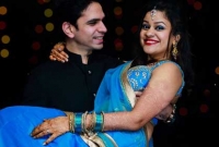 মধুমাখা মধুচন্দ্রিমা কাটাবেন যেভাবে