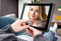 ফেসবুকে সঙ্গিনীর ওপর নজরদারি কেন?