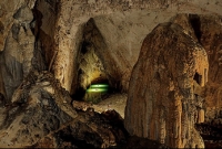 পৃথিবীর সবচেয়ে শ্রেষ্ঠ গুহার সন্ধান 