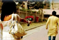 প্রথম দেখাতে প্রেম, পরের দেখায় ভেবে নিন!