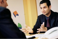 আত্মবিশ্বাসী মানুষ চিনবেন যেভাবে