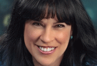 বিশ্বের সবচেয়ে দ্রুত কথা বলা নারী! 