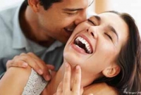 নারী-পুরুষের কণ্ঠে আকর্ষণের রহস্য 