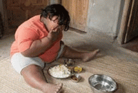 যা খায় বিশ্বের সবচেয়ে মোটা শিশুটি