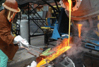 আগ্নেয়গিরির লাভার আগুনে রান্না!