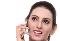 গোপন থাকছে না সঙ্গিনীর ফোনালাপ!