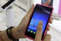 পানির ফোঁটায় স্মার্টফোন চার্জ!