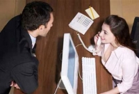 যেসব নারীদের নিয়ে বিপাকে থাকেন সহকর্মীরা!