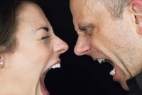 রাগ নিয়ে কখনোই যে ১০টি কাজ করবেন না 