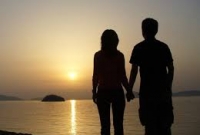 যে কারণে লম্বা পুরুষ নারীর পছন্দ 