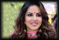 এবার সানি লিওনের জীবন নিয়ে সিনেমা!