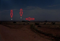 ভৌতিক এক আলোর খেলা ! 