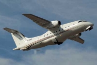 প্লেনের মধ্যে স্বামীর মোবাইল খুলে এটাই দেখতে পেলেন স্ত্রী, অতঃপর...