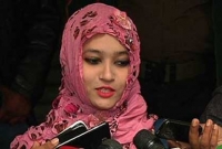 ইসলাম কিভাবে নারীদের চলতে বলেছে, জানালেন হ্যাপী