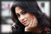 নিজের ‌‘রেট’ বাড়ালেন পপি!