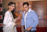 আমি বরাবরই সালমান খানের ভক্ত : সোনম