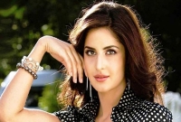 ‘হাফ গার্লফ্রেন্ড’ ক্যাটরিনা