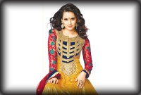 সাবাইকে পিছনে ফেলে সামনে কঙ্গনা!