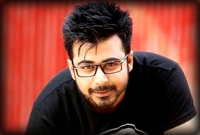 বড়পর্দা নয়, এগিয়ে ছোটপর্দা