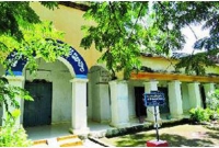 ১৫৫ বছরের প্রাচীন কলেজে ছাত্র ৩, শিক্ষক ১ জন