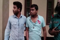  ছাত্রীর চিৎকারে হাতেনাতে ধরা খেল ছাত্রলীগের ২ নেতাকর্মী