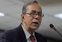  ‘রাজনীতি চলে গেছে ব্যবসায়ীদের পকেটে’