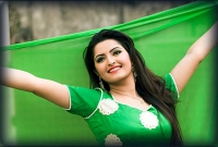 আহত পরীমণি, শুটিং স্থগিত