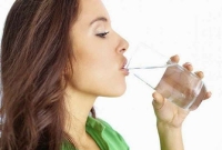 মাত্র দুই মিনিটের মধ্যে হেঁচকি বন্ধের সহজ উপায়