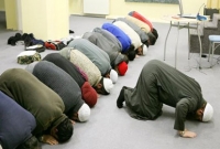 জেনে নিন, পাঁচ ওয়াক্ত নামাজের নিয়ত ও তাসবিহ