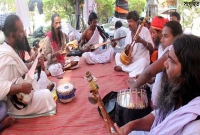  যেন সাধুর হাট! 