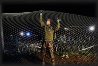 আবারো পথ হারালো শরণার্থীরা 