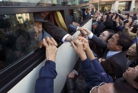 মঙ্গলবার মিলছে দুই কোরিয়া