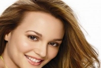 চুলপড়া অর্ধেক কমে যাবে মাত্র ৭ দিনে