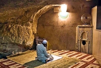 নামাজে বৈঠকে বসার দোয়া