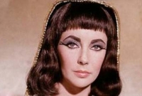 সাপের কামড়ে মারা যাননি মিশরীয় রানী ক্লিওপেট্রা