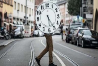 ঘড়িতে ‘এর্দোয়ান টাইম’