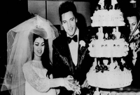 যেখানে দিনে শ’দুয়েক এলভিস বিয়ে!