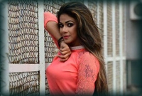 দুই বছর পর বিয়ে করবেন লারা দুই বছর পর বিয়ে করবেন লারা